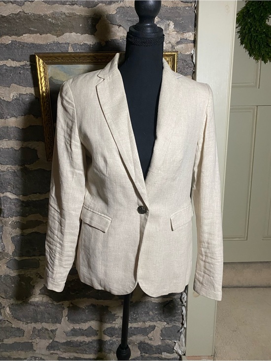 British Khaki Jackets & Blazers - British Khaki Cream Linen-Blend Single-Button Blazer with Blue Stripe Accents S